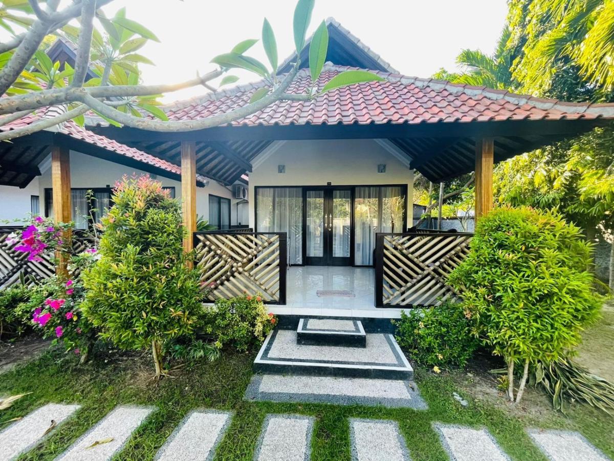 Mutiara Bali Hotel จันดีดาซา ภายนอก รูปภาพ