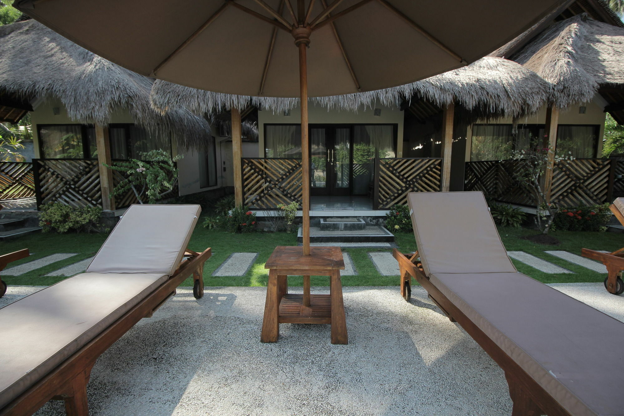 Mutiara Bali Hotel จันดีดาซา ภายนอก รูปภาพ